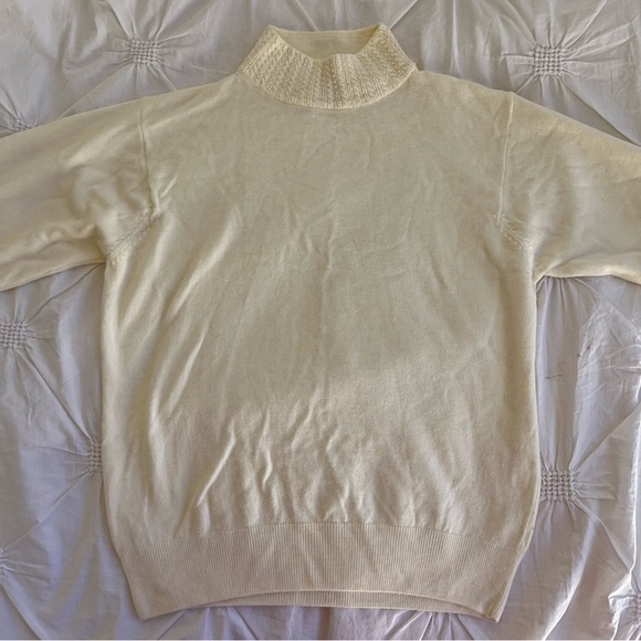 Tradition Pearl Detail Cream Sweater - Picture 2 of 5